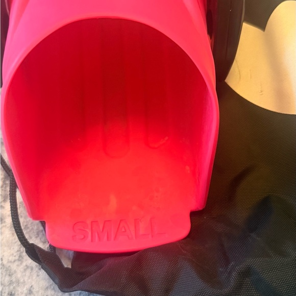 Scubapro Seawing Nova Swim Fins with Bag Pink - Picture 2 of 3